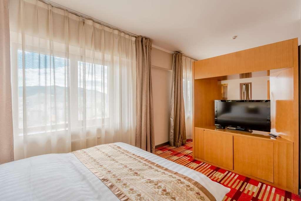 Ramada Ulaanbaatar City Center Стая снимка