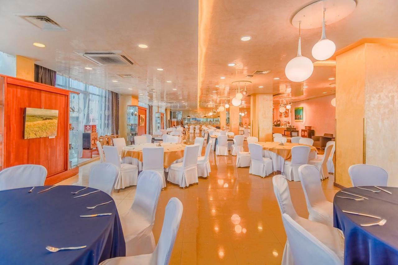 Ramada Ulaanbaatar City Center Екстериор снимка